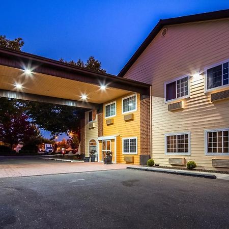 Best Western Plus Meridian Hotel Exterior photo